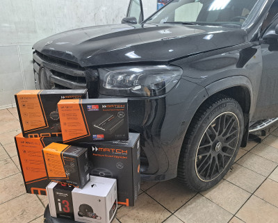 Улучшение автозвука Mercedes GLS на компонентах Match и Helix